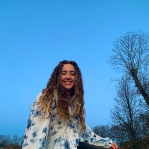 Meet your Posher, Chloe